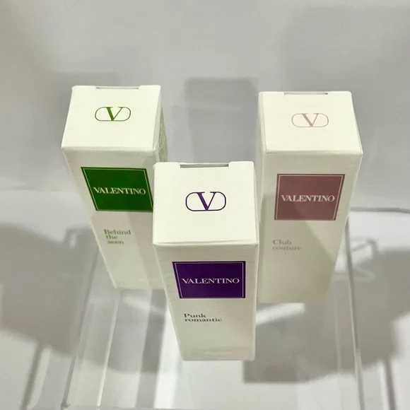 Valentino Women's Fragrance Trio - Picture 2 of 3